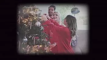 play Daughter helps mom and dad get their sexlife back on track