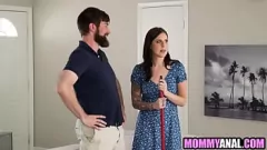 play Brünette Milf Nikki Zees Hardcore Anal Adventure