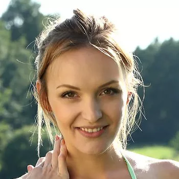 Pornostar Belle Claire