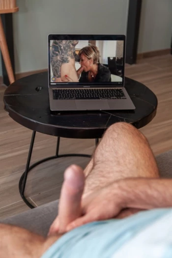 Star du porno Doryann Marguet